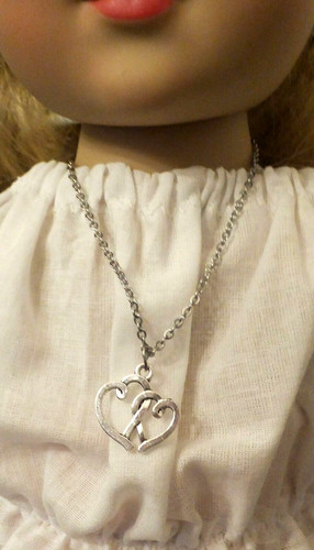 Collana cuore bambola vestiti - cuore,